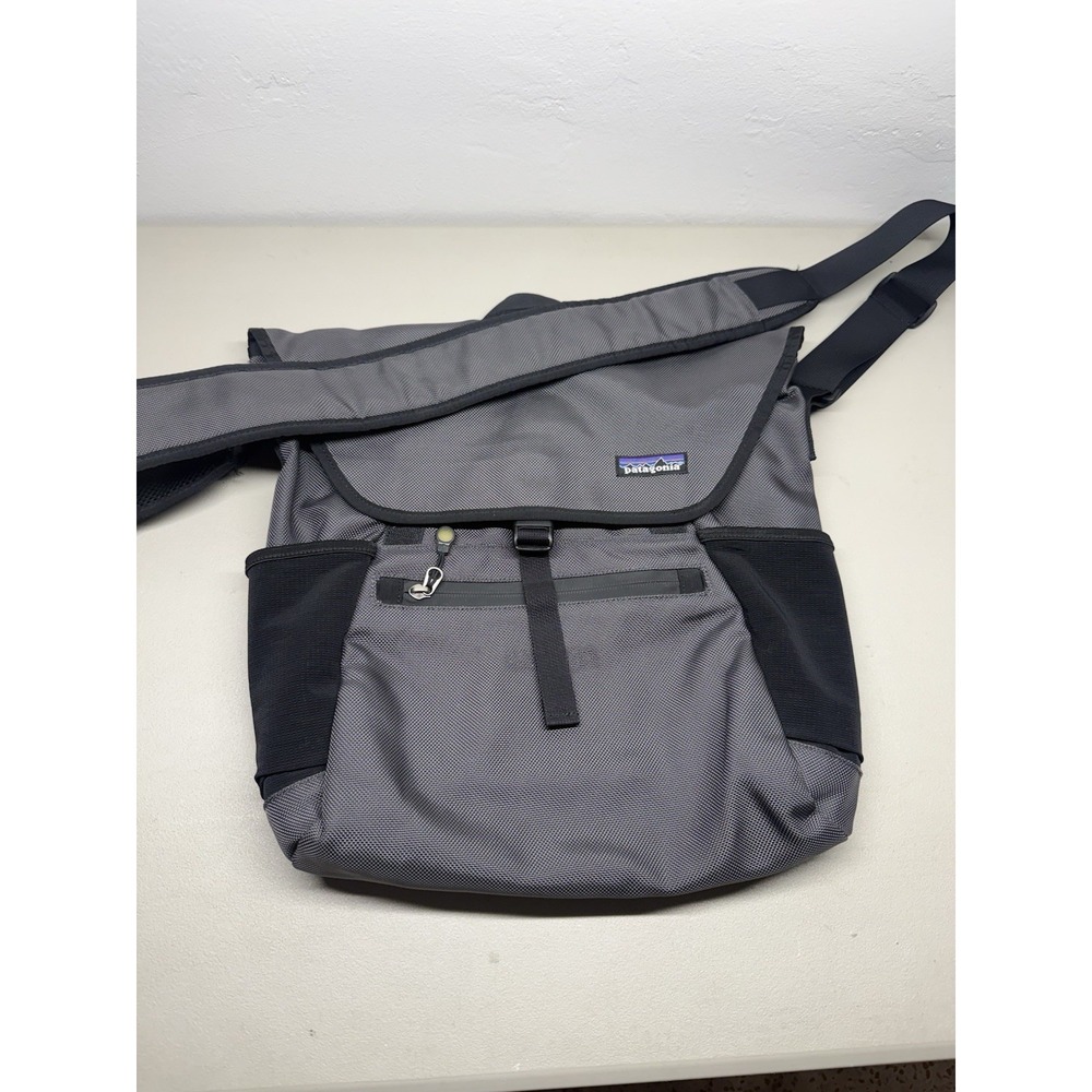 Patagonia Messenger Bag Medium Nylon Shoulder Crossbody Grey